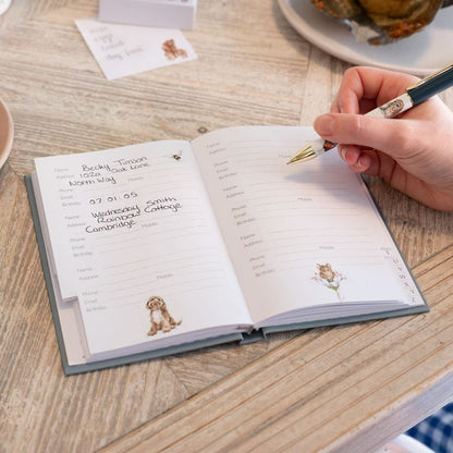 The Highlander' Highland Cow Address Book